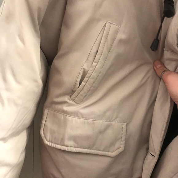 Off white womens Canada goose jacket - Picture 5 of 6